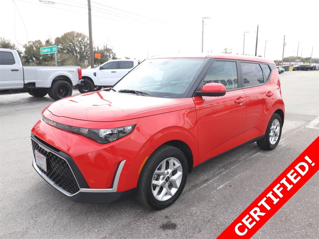 Certified 2025 Kia Soul LX Hatchback