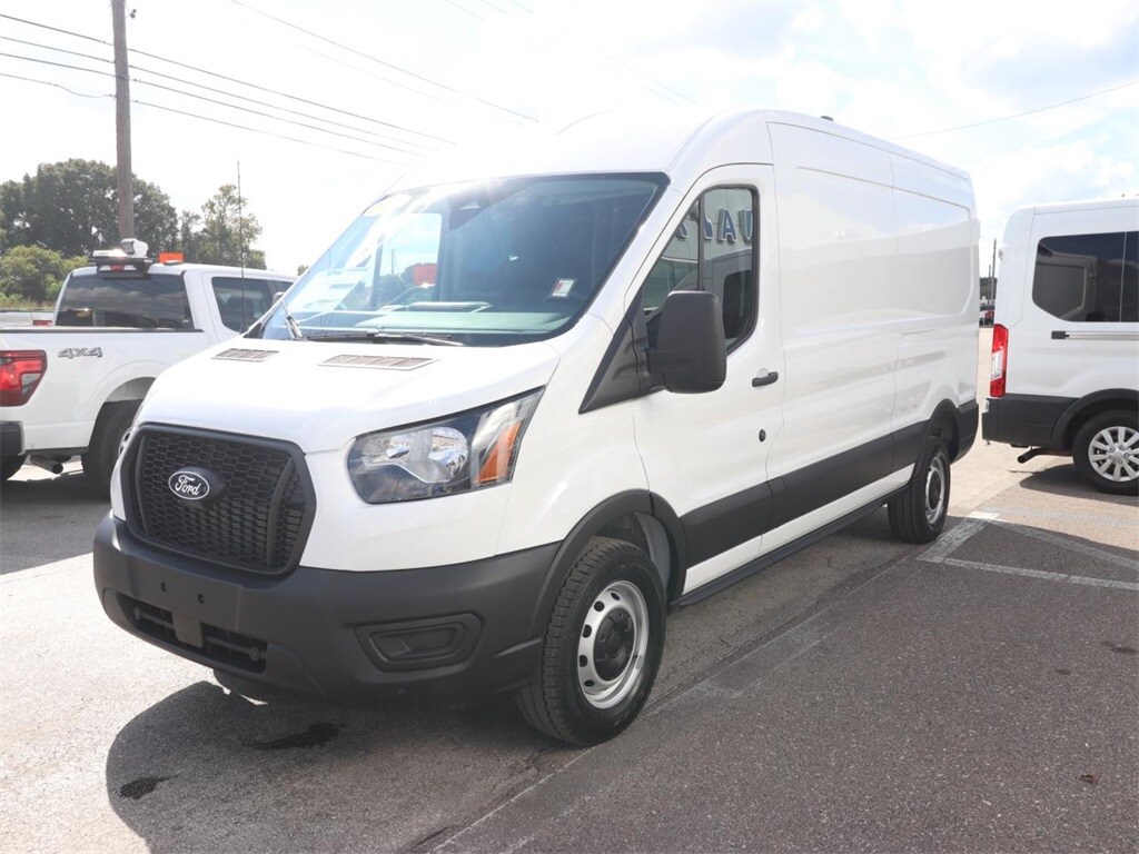 2026 Ford Transit Cargo Van photo 4