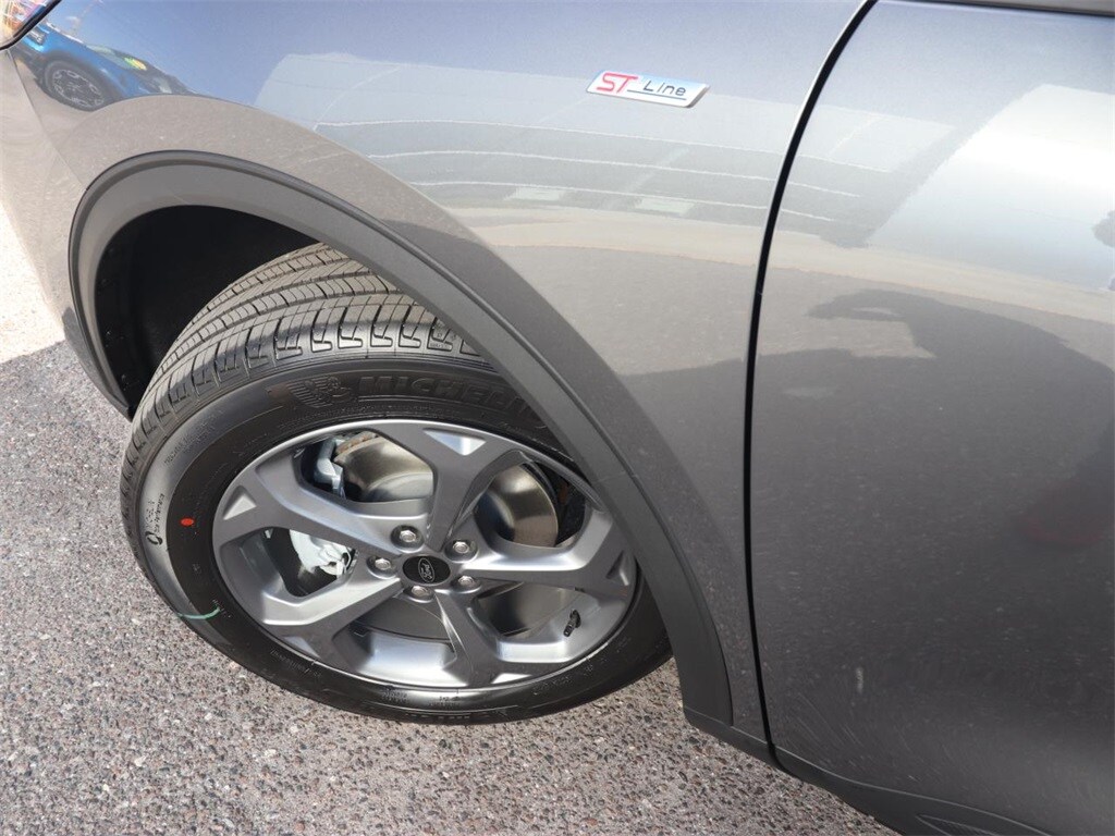 New 2026 Ford Escape ST-Line SUV