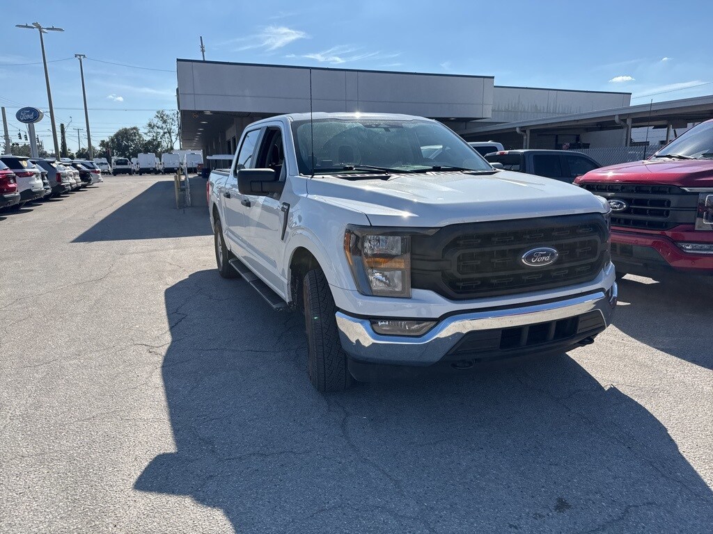 2023 Ford F-150 XL photo 2