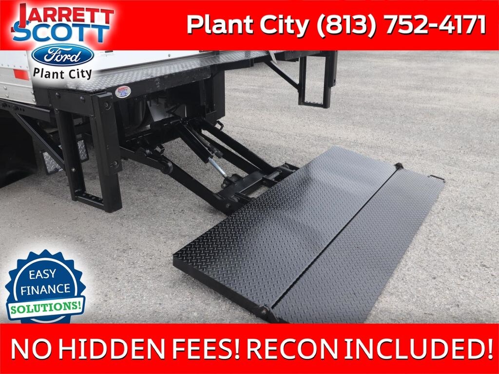 Used 2022 Isuzu NPR Utility box Truck