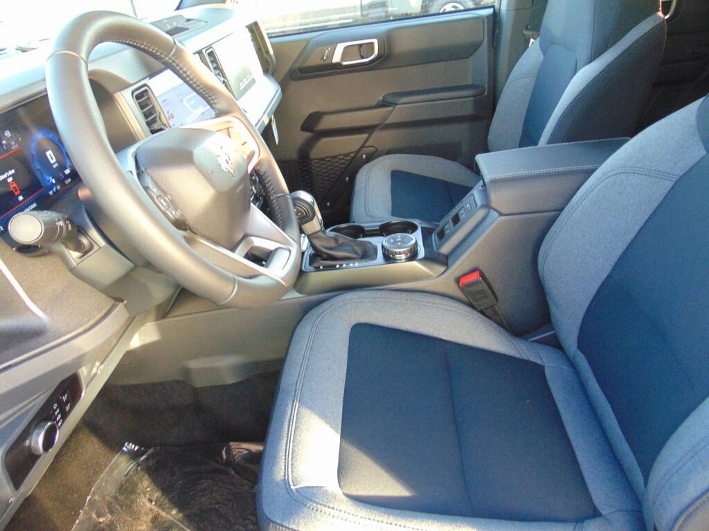 New 2025 Ford Bronco Big Bend SUV