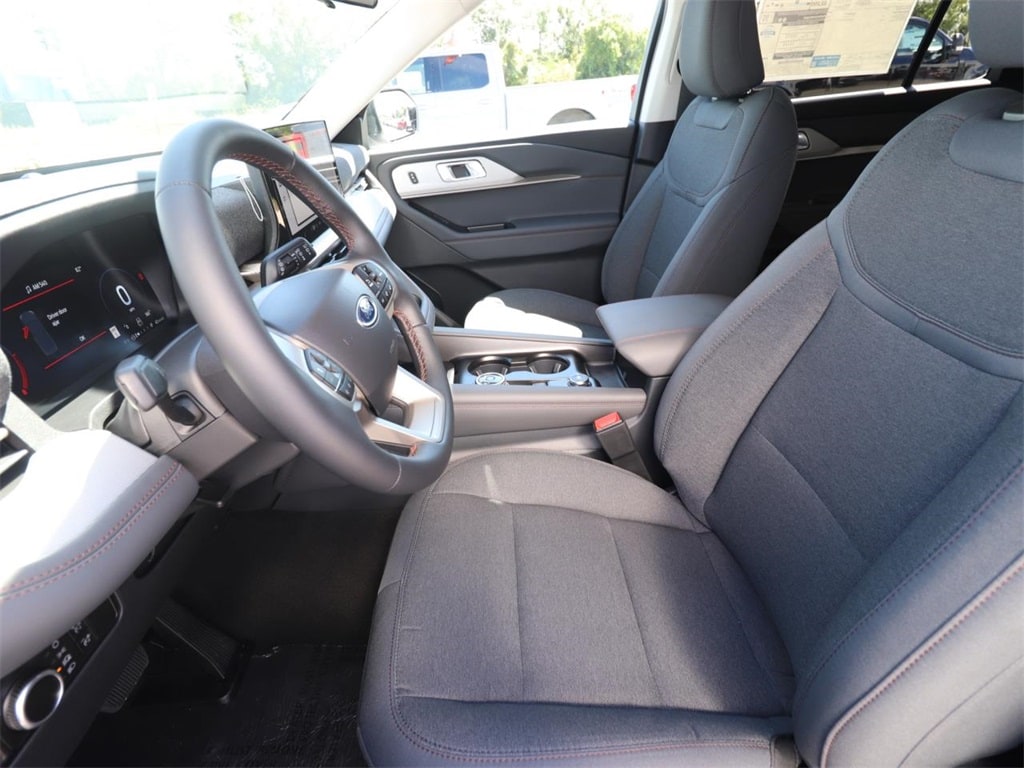 New 2025 Ford Explorer Active SUV
