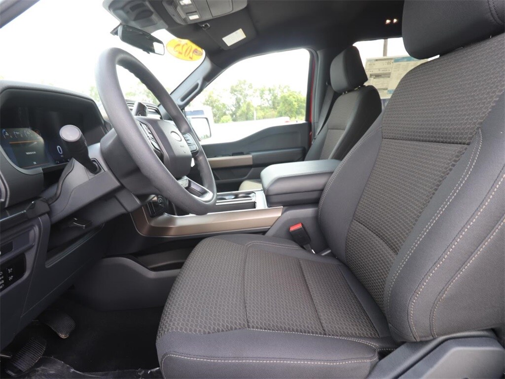 2025 Ford F-150 STX photo 2