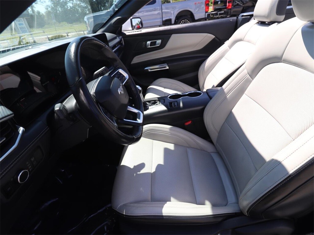 2024 Ford Mustang EcoBoost Premium Convertible photo 2