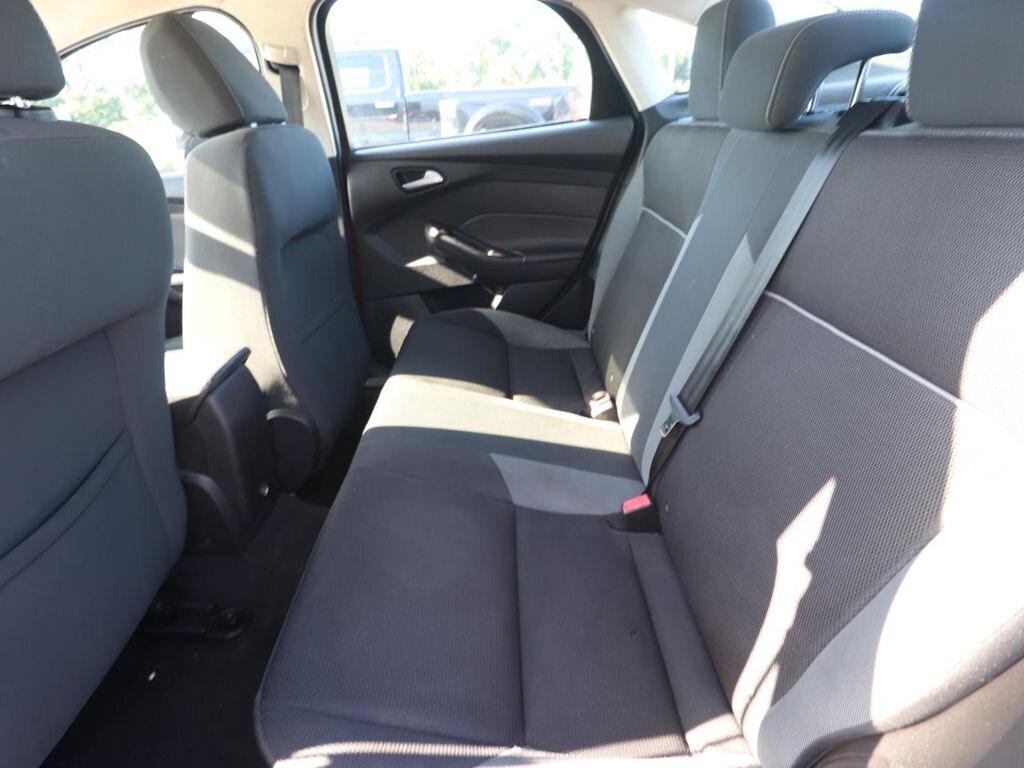 Used 2014 Ford Focus SE Sedan