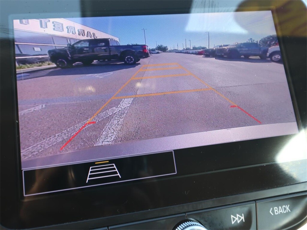 2024 Chevrolet Malibu 1LT photo 3