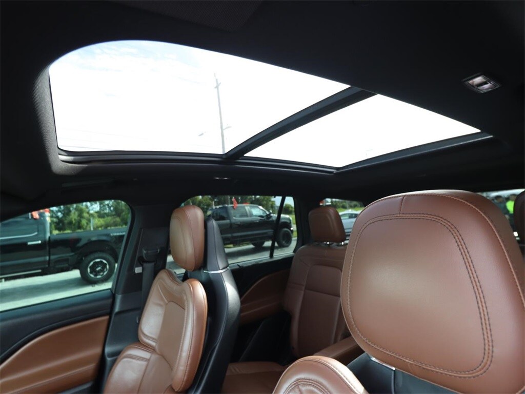 2020 Lincoln Aviator Reserve photo 2