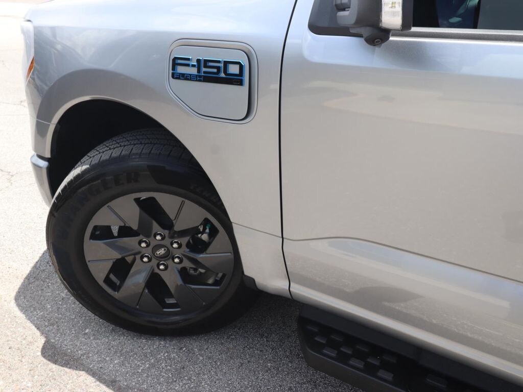 Certified 2025 Ford F-150 Lightning Flash Truck SuperCrew Cab