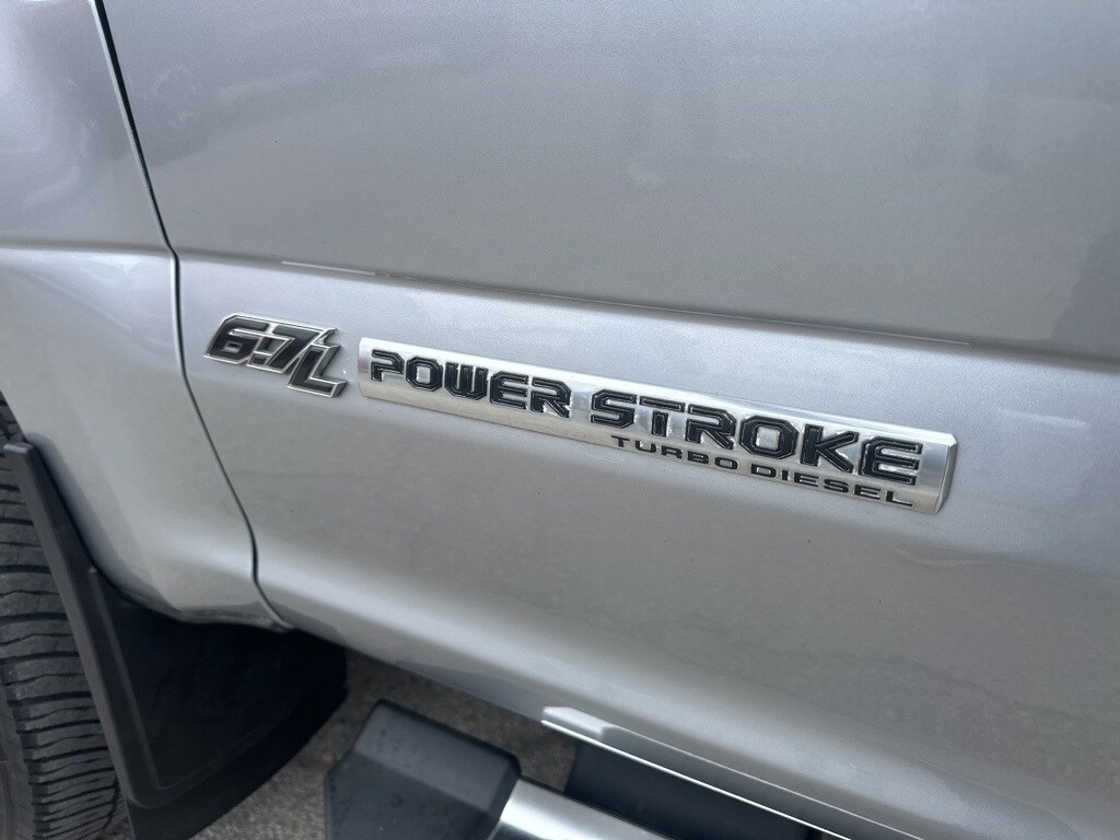 Used 2022 Ford F-350SD Lariat Truck Super Cab