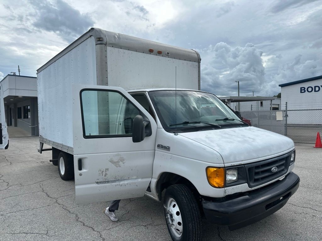Used 2006 Ford E-350SD Base Truck