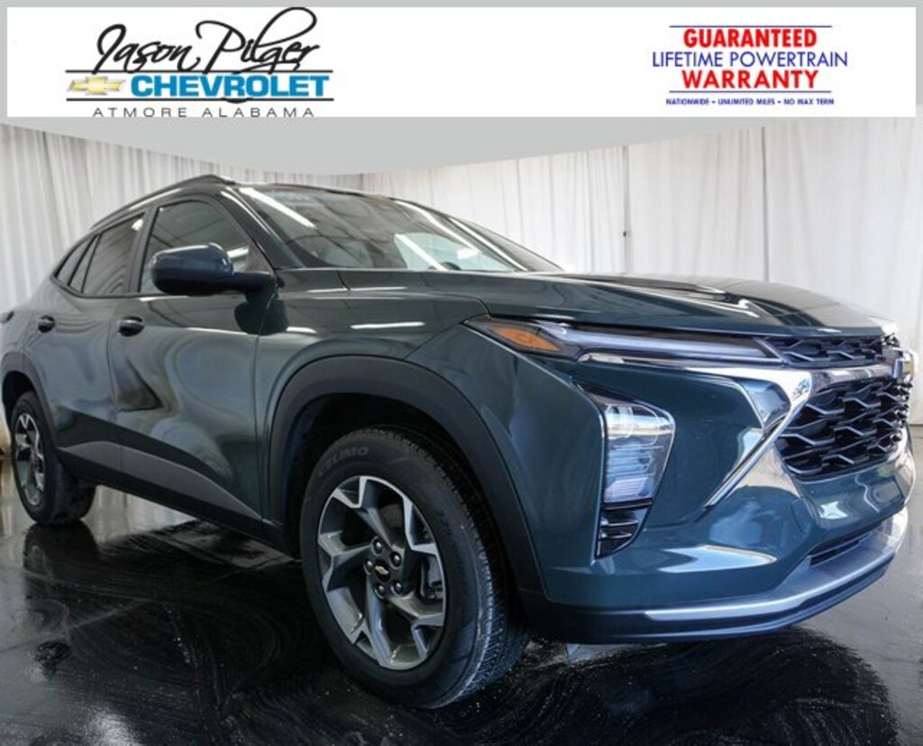 Used 2025 Chevrolet Trax LT SUV