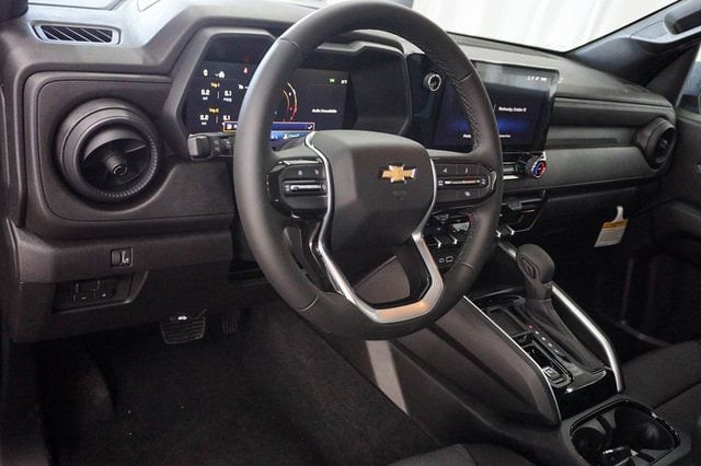 2026 Chevrolet Colorado Work Truck - Photo 6
