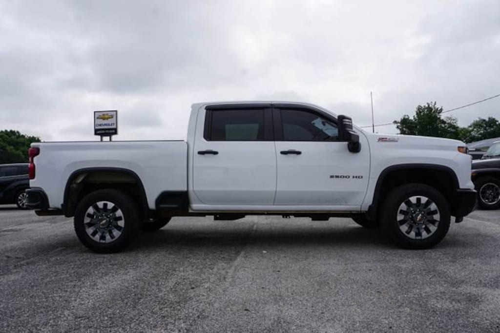 Used 2024 Chevrolet Silverado 2500 HD Custom Truck Crew Cab