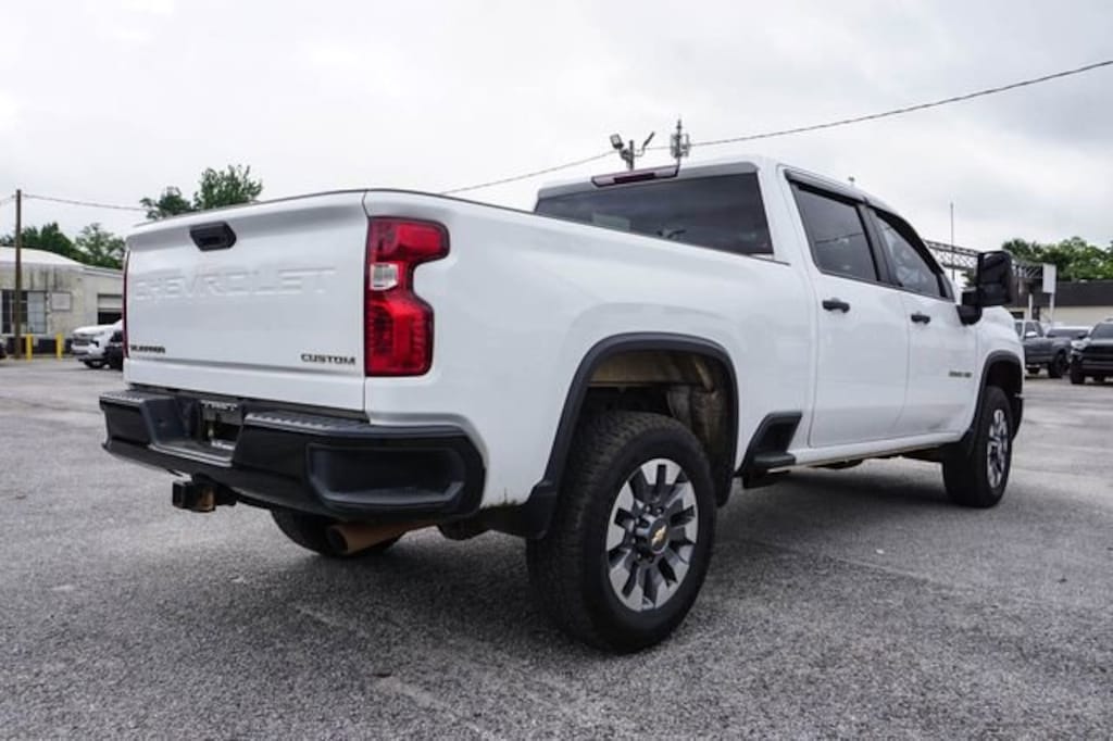 Used 2024 Chevrolet Silverado 2500 HD Custom Truck Crew Cab