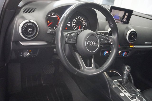 2019 Audi A3 Premium photo 3