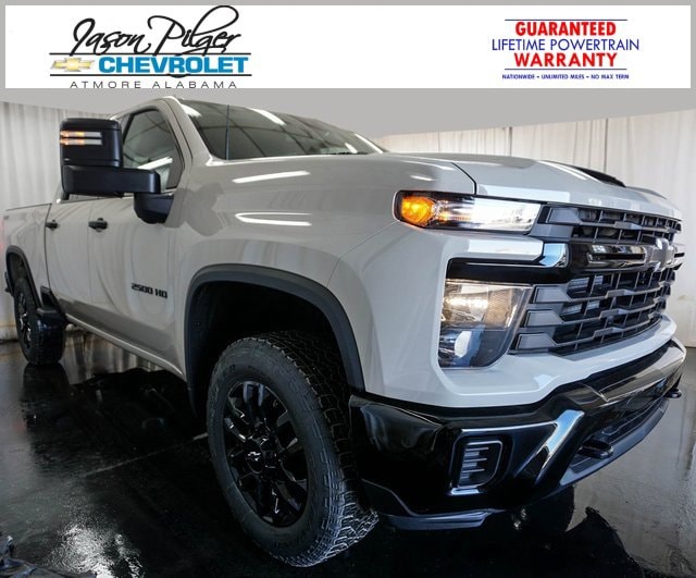 2026 Chevrolet Silverado 2500HD Custom's photo