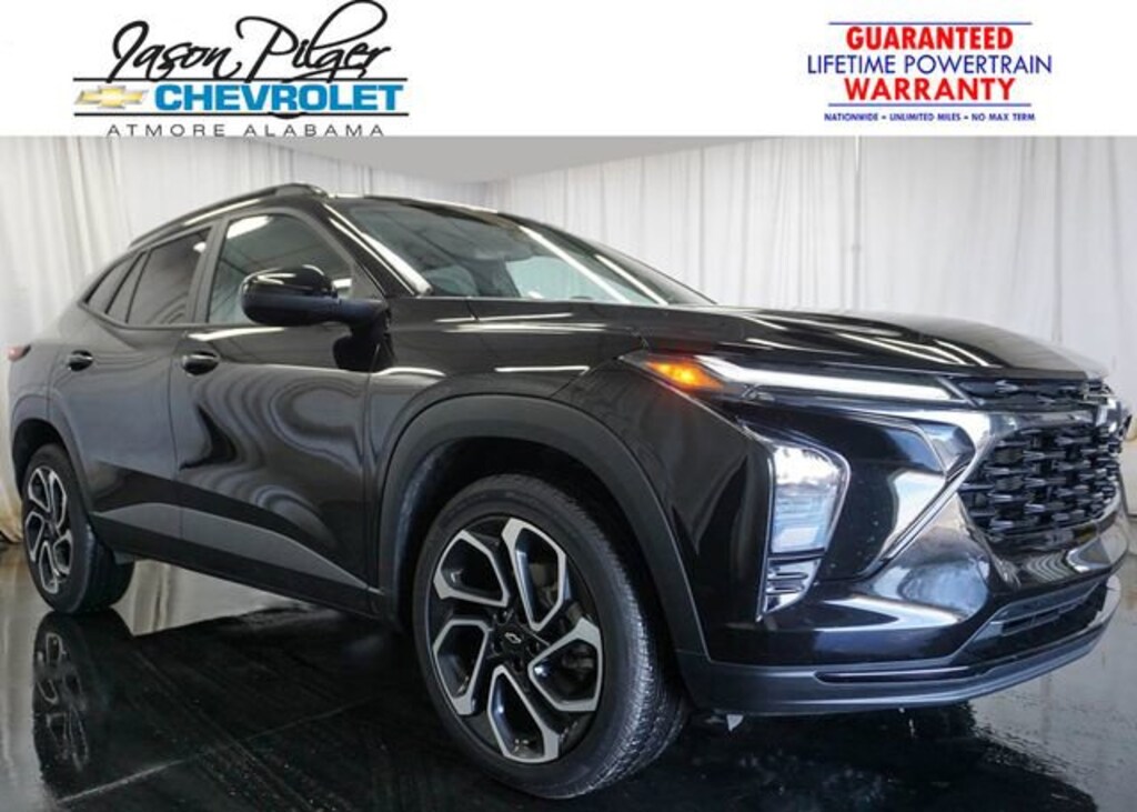 Used 2025 Chevrolet Trax 2RS SUV