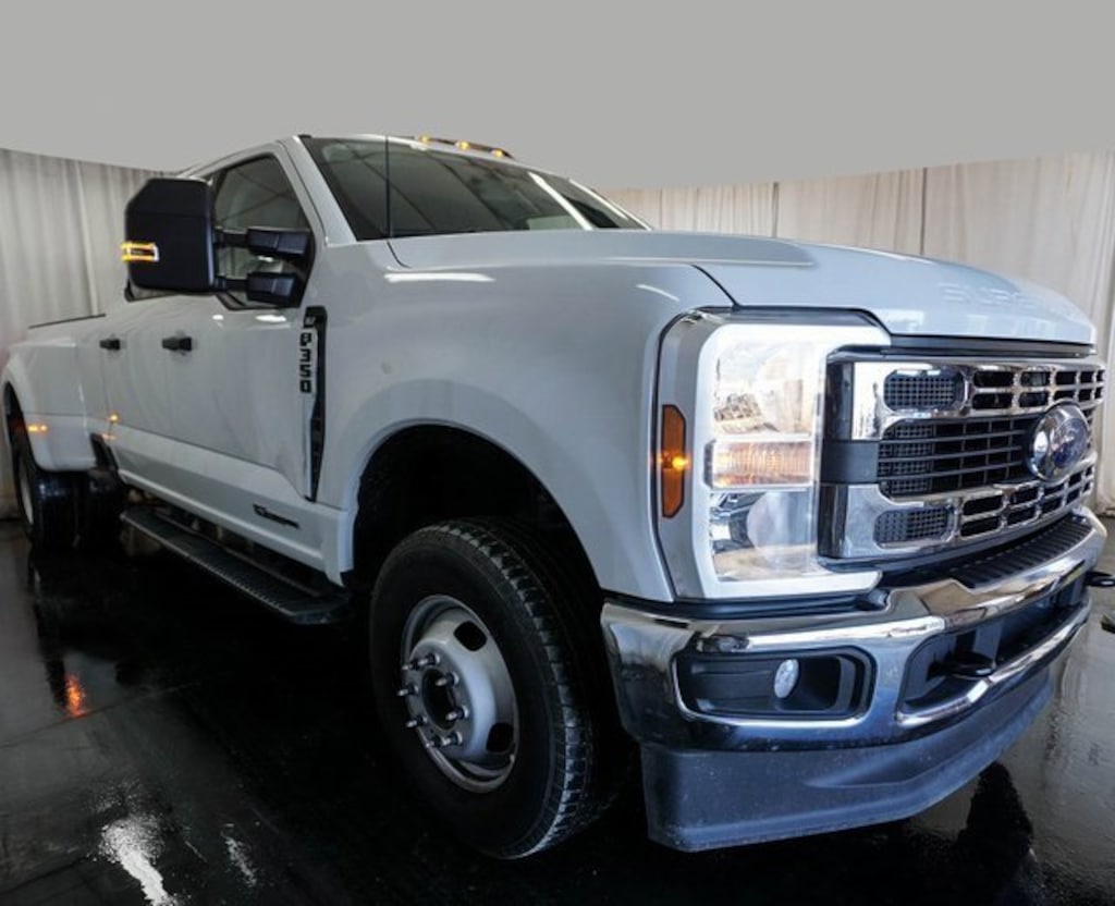 Used 2025 Ford Super Duty F-350 DRW XL Truck Crew Cab
