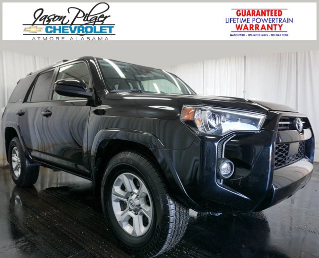 2024 Toyota 4Runner SR5's photo