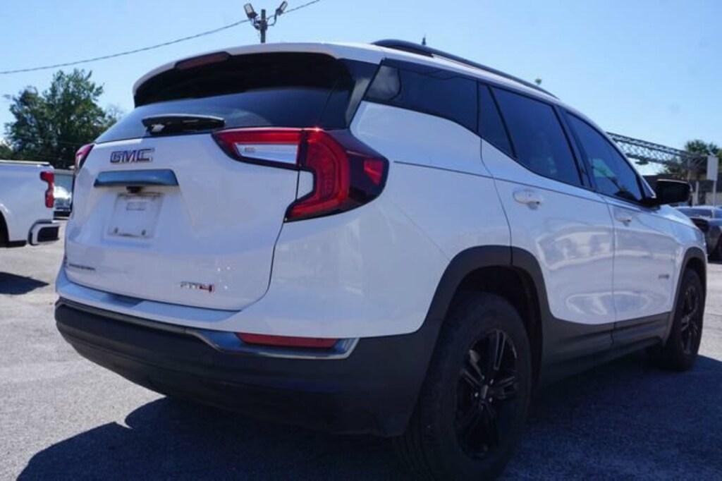 Used 2023 GMC Terrain AT4 SUV
