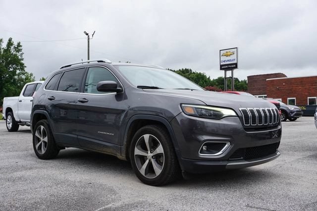 Used 2019 Jeep Cherokee Limited with VIN 1C4PJLDB2KD402994 for sale in Atmore, AL