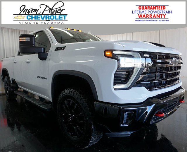 2025 Chevrolet Silverado HD LTZ's photo