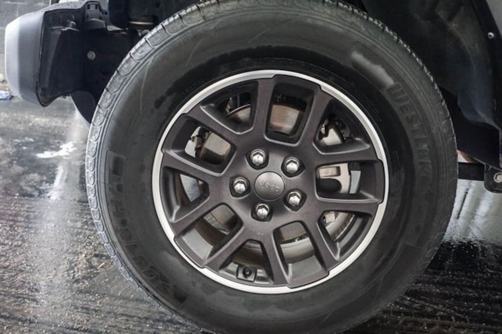 Used 2023 Jeep Gladiator Overland Truck Crew Cab