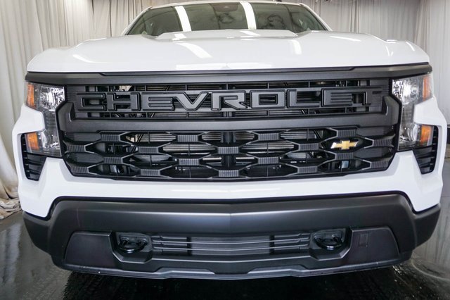 2025 Chevrolet Silverado Work Truck photo 3