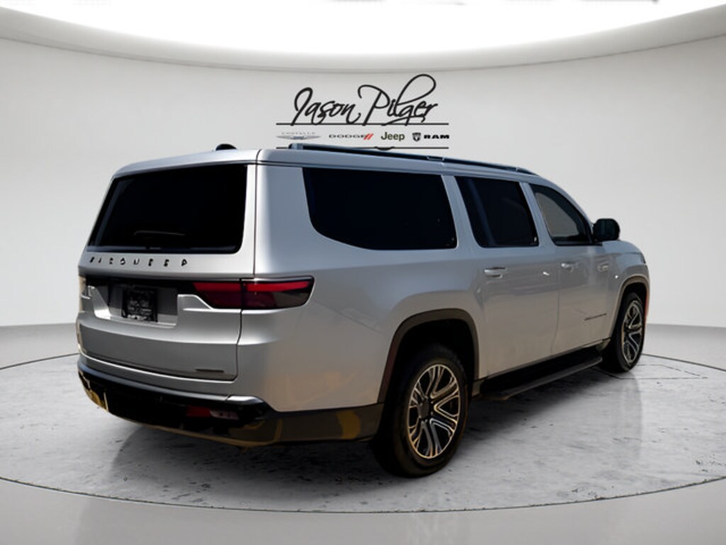 Used 2024 Jeep Wagoneer L Series II SUV