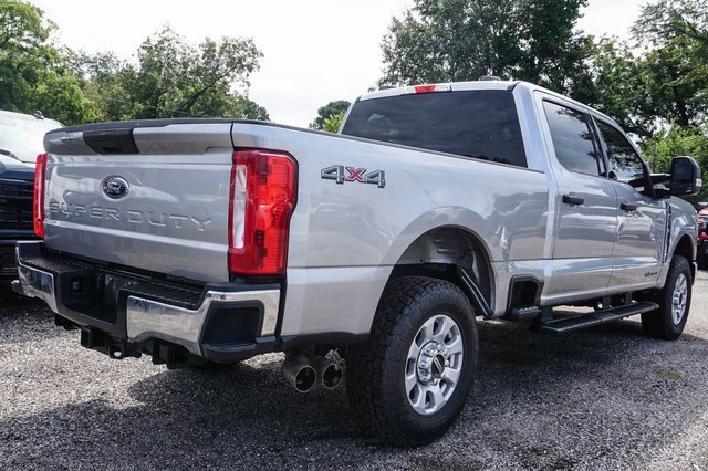 2024 Ford F-250 XLT photo 4