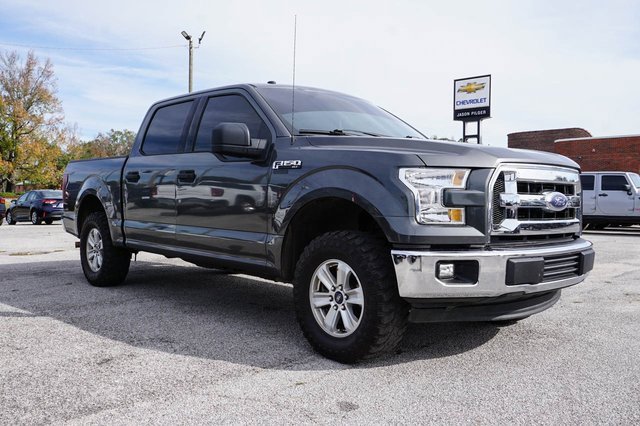 2017 Ford F-150 XL photo 2