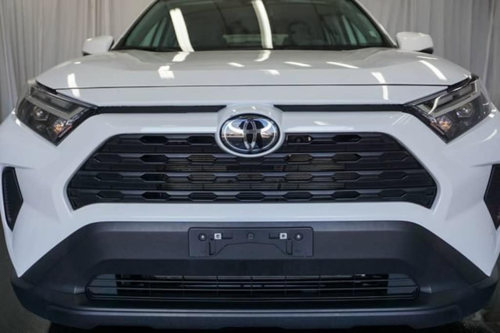 Used 2025 Toyota RAV4 XLE SUV