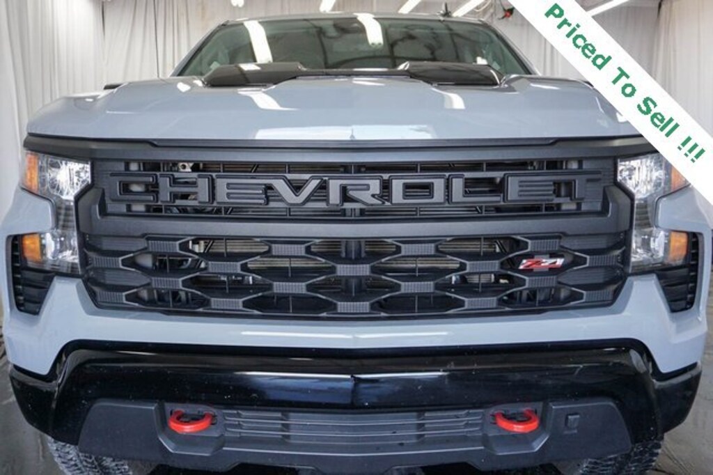 Used 2025 Chevrolet Silverado 1500 Custom Trail Boss Truck Crew Cab