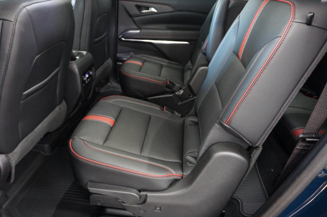 2027 Chevrolet Traverse RS - Photo 18