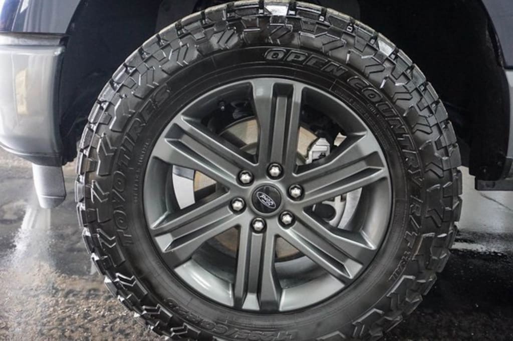 Used 2023 Ford F-150 XL Truck SuperCrew Cab