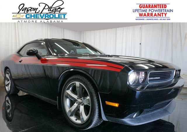 2013 Dodge Challenger R/T's photo
