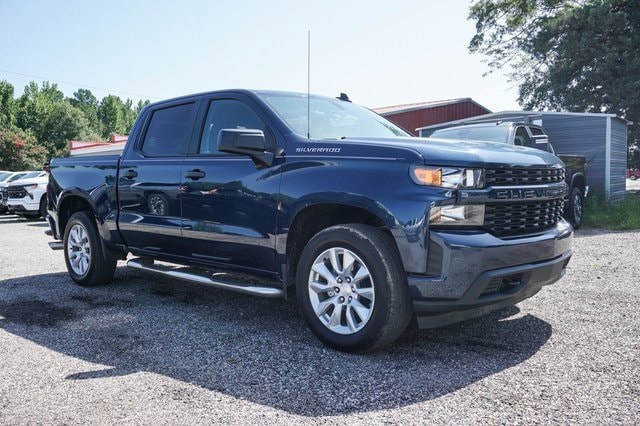 Used 2021 Chevrolet Silverado 1500 Custom with VIN 3GCPWBEH4MG168362 for sale in Atmore, AL