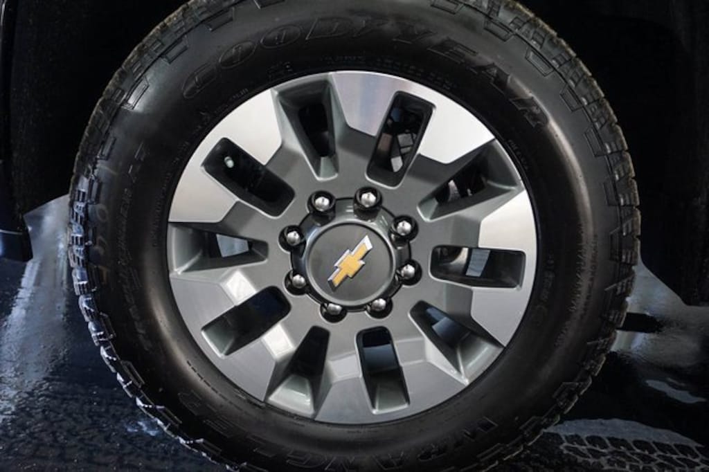 New 2025 Chevrolet Silverado 2500 HD Custom Truck