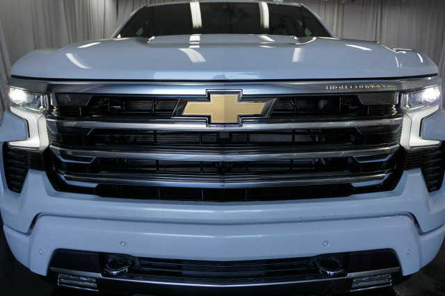 New 2026 Chevrolet Silverado 1500 High Country Truck
