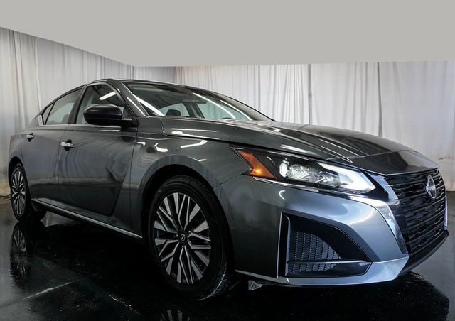 Used 2024 Nissan Altima SV with VIN 1N4BL4DV0RN319191 for sale in Atmore, AL