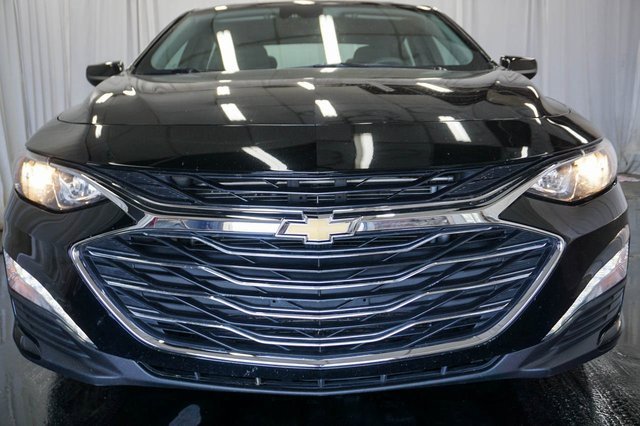 2023 Chevrolet Malibu 1LT photo 3