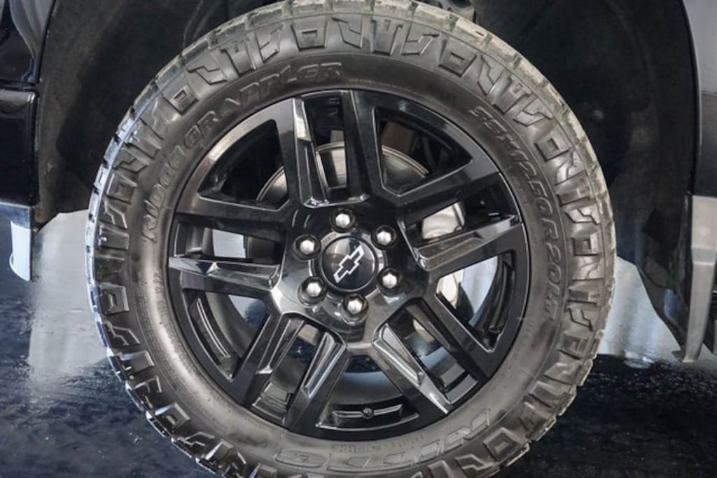 Used 2024 Chevrolet Silverado 1500 High Country Truck Crew Cab