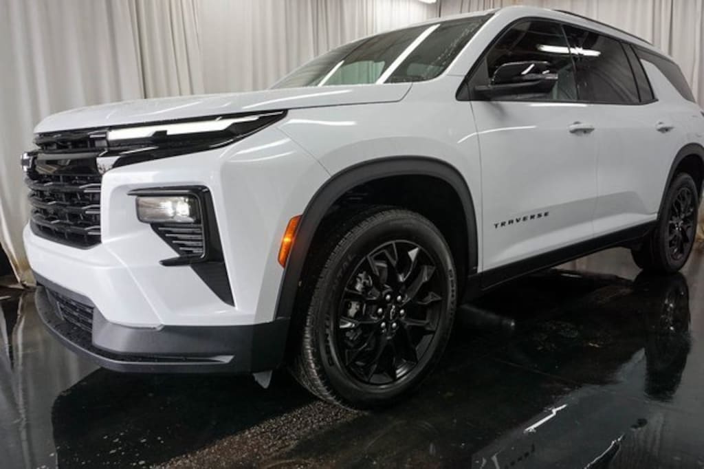 New 2026 Chevrolet Traverse LT SUV
