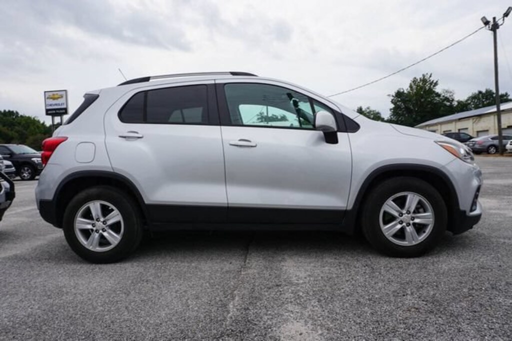 Used 2022 Chevrolet Trax LT SUV
