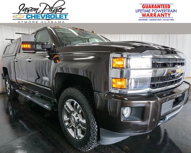 2018 Chevrolet Silverado HD High Country 4WD Crew Cab Standard Box's photo