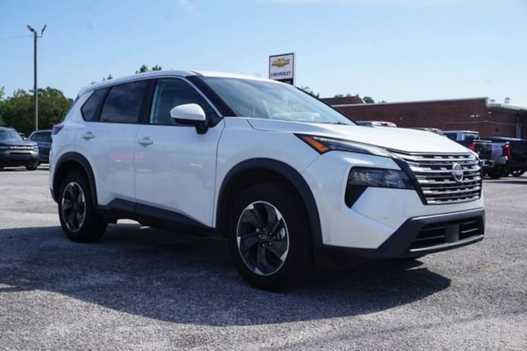 Used 2025 Nissan Rogue SV SUV