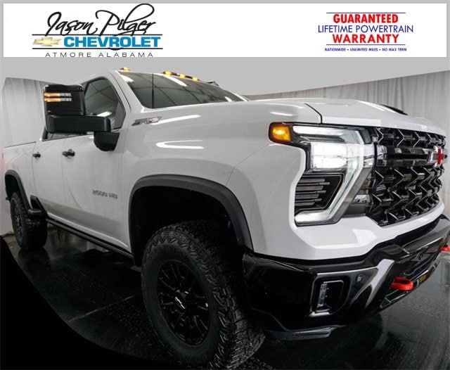 2026 Chevrolet Silverado 2500HD ZR2's photo