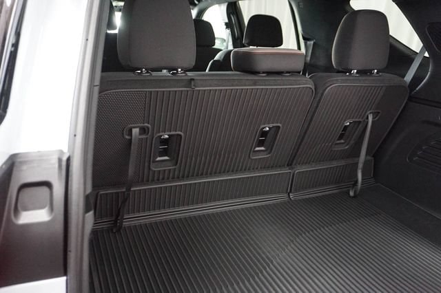 2026 Chevrolet Traverse LT - Photo 15