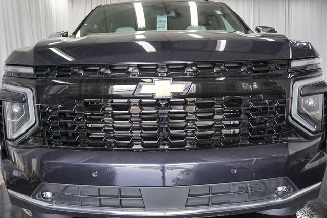 2025 Chevrolet Tahoe Premier photo 2